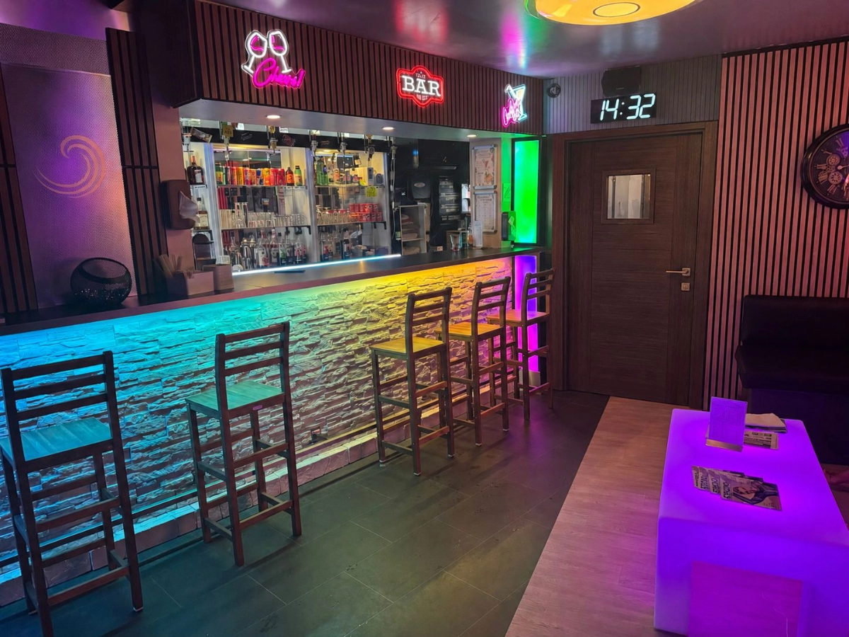 Bar Crunch Sauna Bordeaux, Licence IV